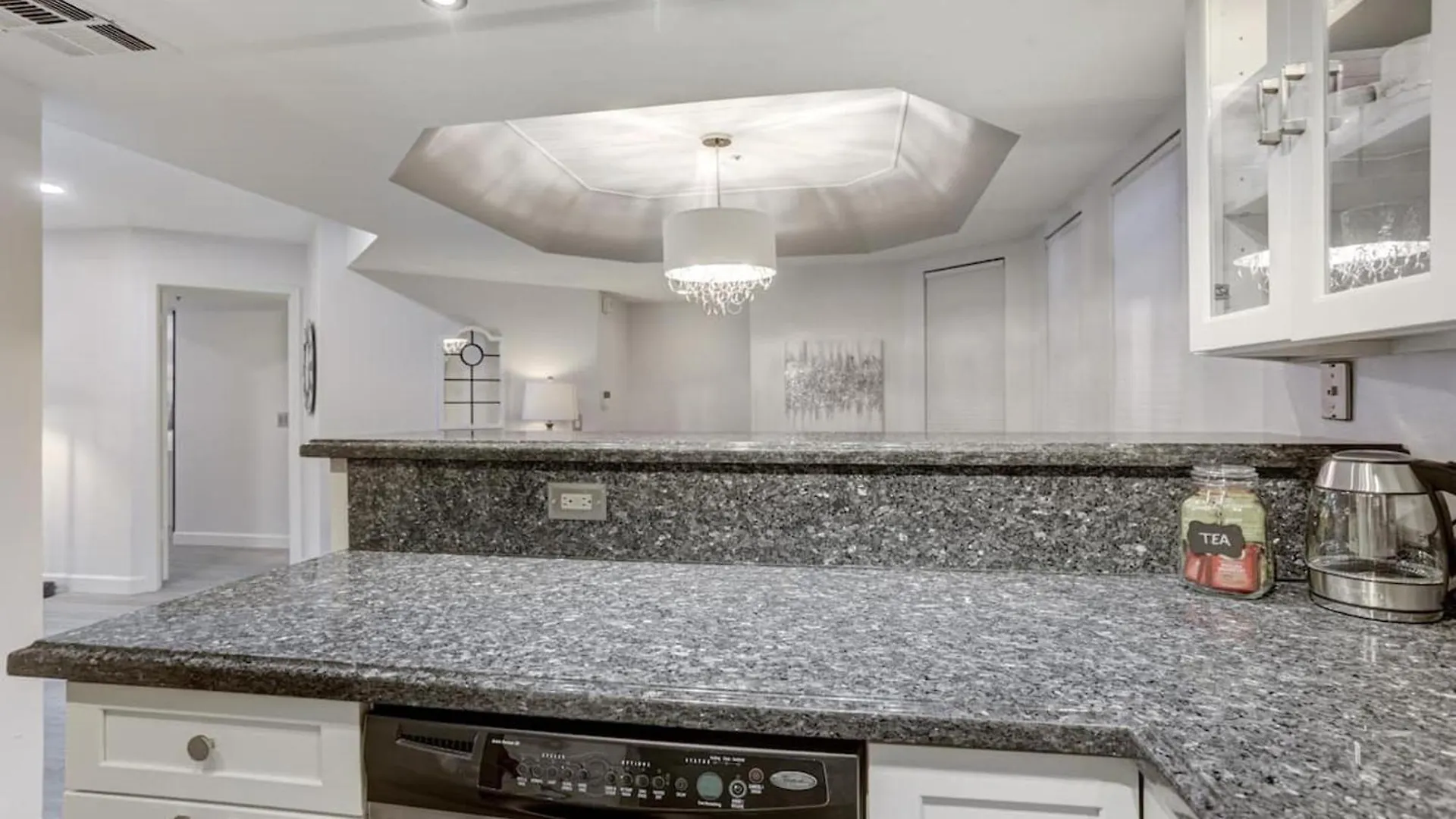 Comfort And Style In The Phoenix Biltmore Area! Semesterbostad