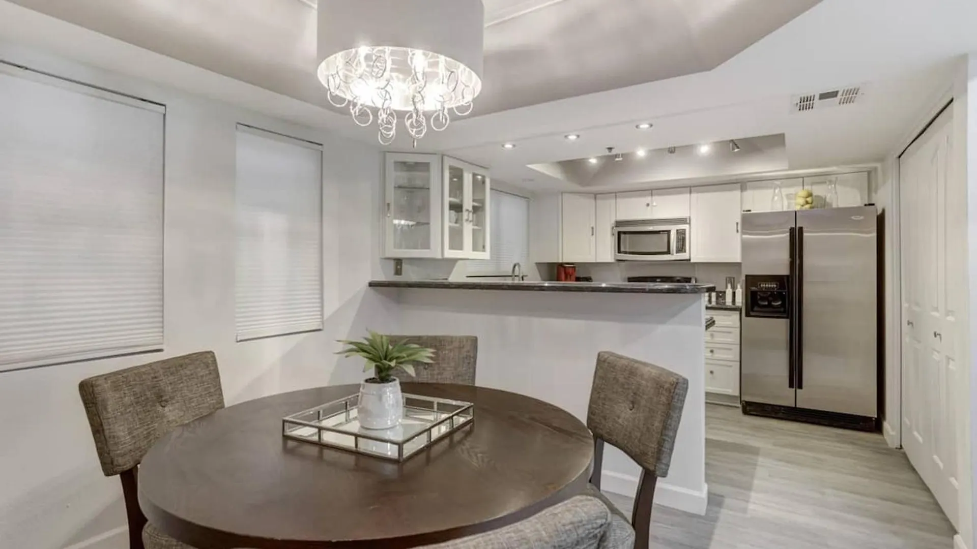 Comfort And Style In The Phoenix Biltmore Area! 0*,  USA